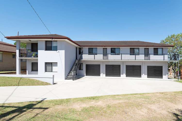 Main view of Homely unit listing, 2/11 Strathairlie Square, Macgregor QLD 4109