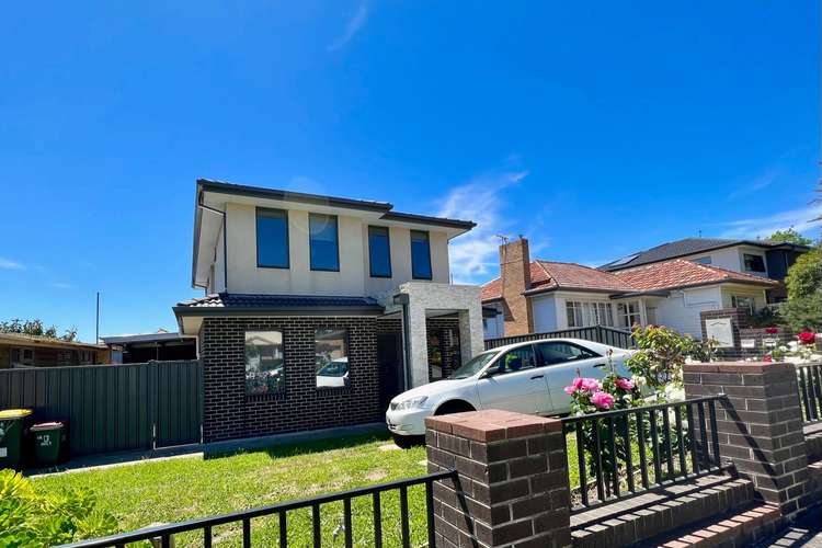 Main view of Homely townhouse listing, 1/5 Eley Road, Box Hill South VIC 3128