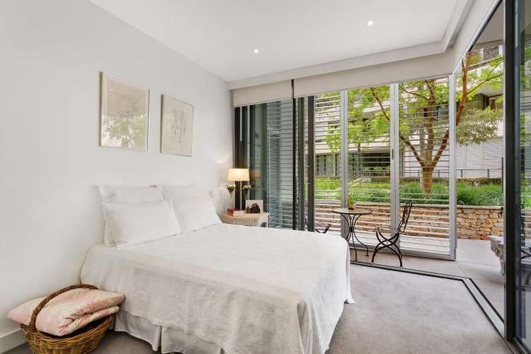 Second view of Homely apartment listing, 302/50 Mclachlan Avenue, Rushcutters Bay NSW 2011