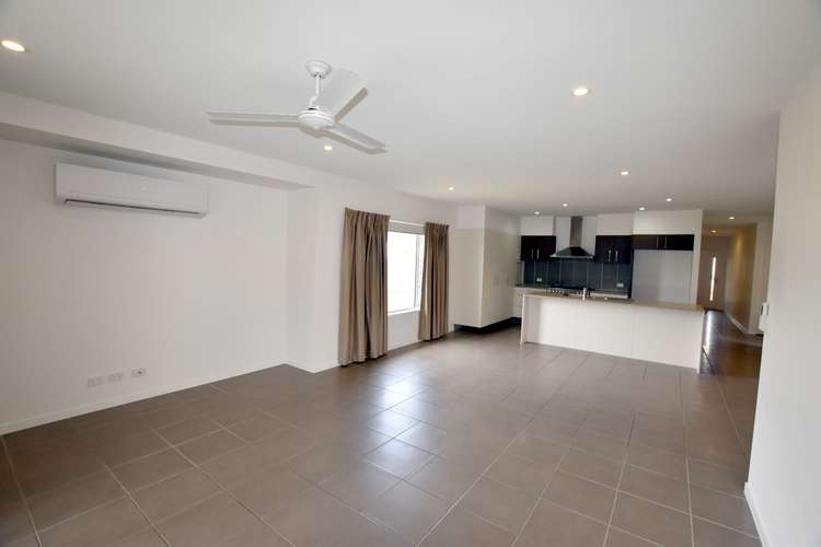 Third view of Homely house listing, 7 Telopea Place, Kirkwood QLD 4680