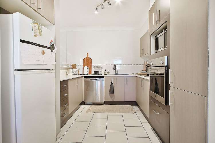 Fifth view of Homely apartment listing, 3/234 Shafston Avenue, Kangaroo Point QLD 4169