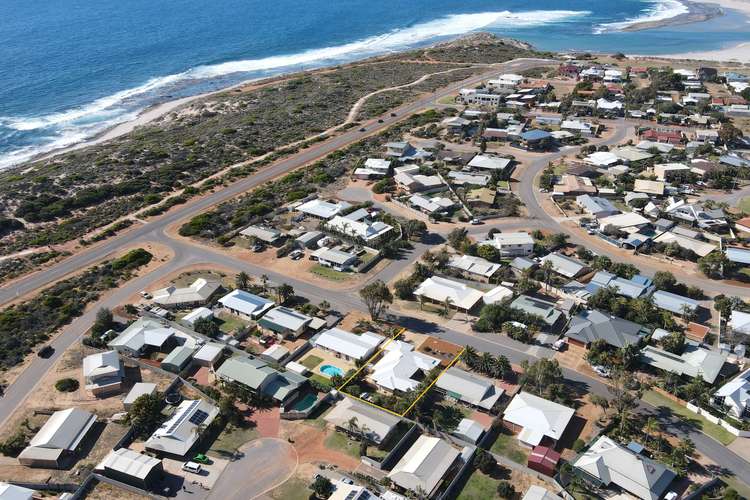 12 Gantheaume Crescent, Kalbarri WA 6536