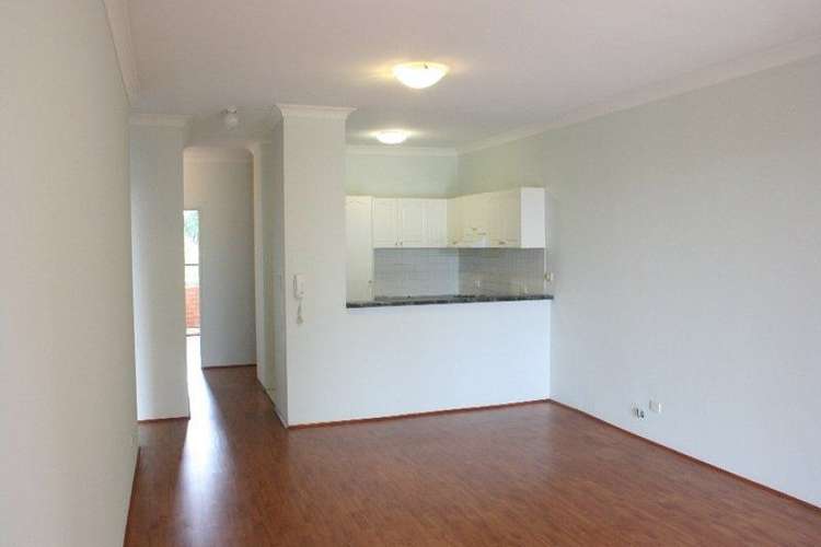 Fourth view of Homely unit listing, 10/2-8 SHORT Road, Riverwood NSW 2210
