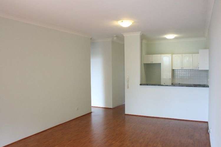 Fifth view of Homely unit listing, 10/2-8 SHORT Road, Riverwood NSW 2210