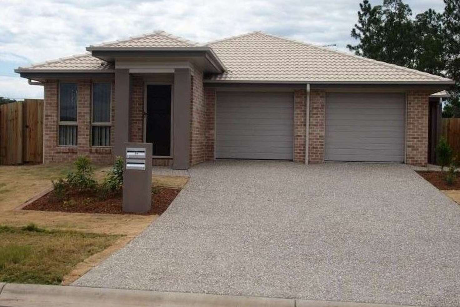 Main view of Homely semiDetached listing, 2/16 Lyndon Way, Bellmere QLD 4510