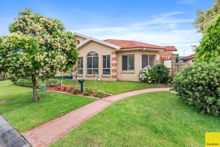 74 Stanthorpe Drive, Kanahooka NSW 2530