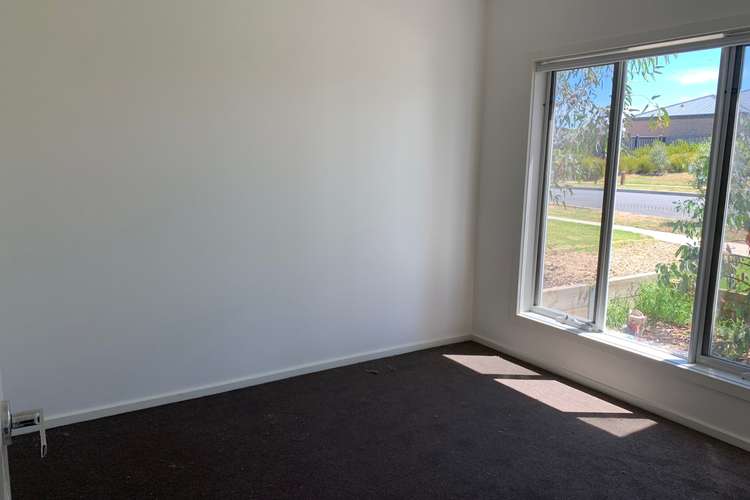 Fifth view of Homely house listing, 5 Greenaway Street, Mernda VIC 3754