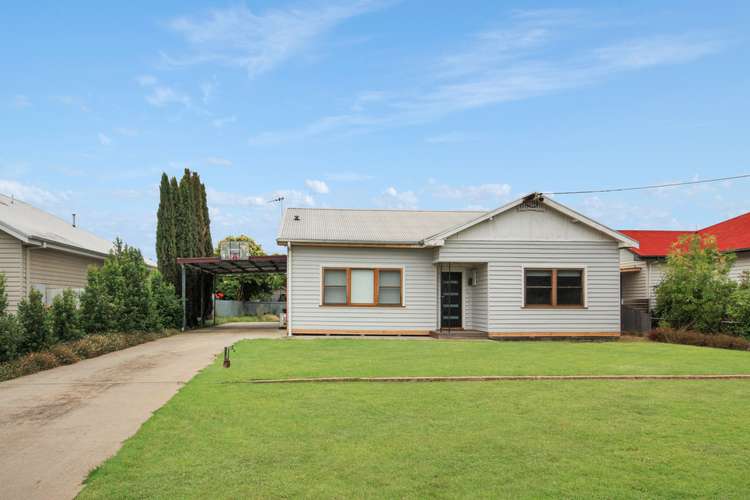 Main view of Homely house listing, 5 Kathryn Street, Benalla VIC 3672