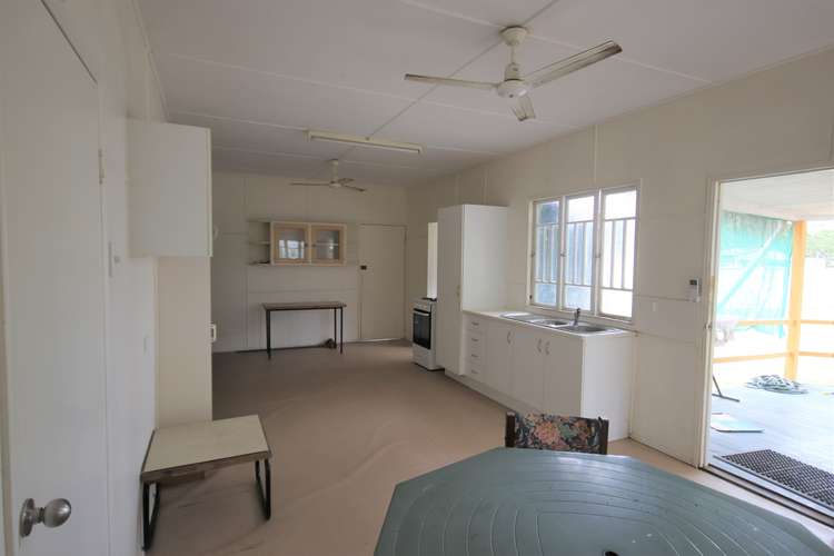 Second view of Homely house listing, 33 Strathdee Street, Mundubbera QLD 4626