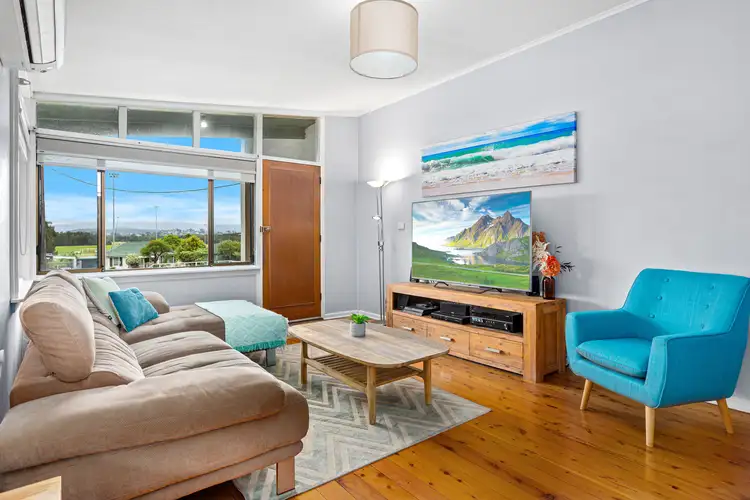 Main view of Homely house listing, 622 Northcliffe Drive, Berkeley NSW 2506
