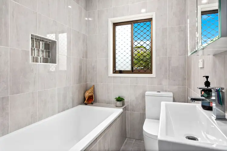 Third view of Homely house listing, 622 Northcliffe Drive, Berkeley NSW 2506