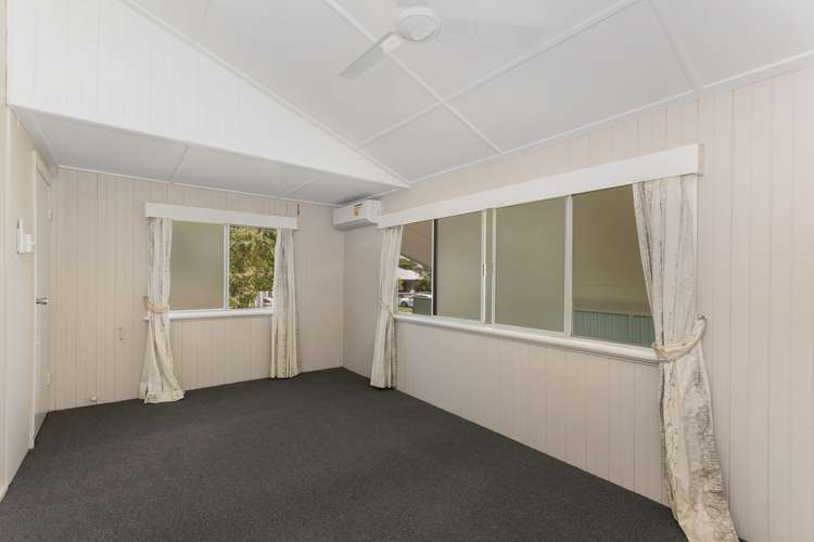 Fourth view of Homely house listing, 2 Doig Court, Douglas QLD 4814