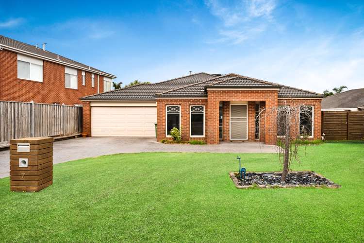 7 Lancaster Way, Beaconsfield VIC 3807