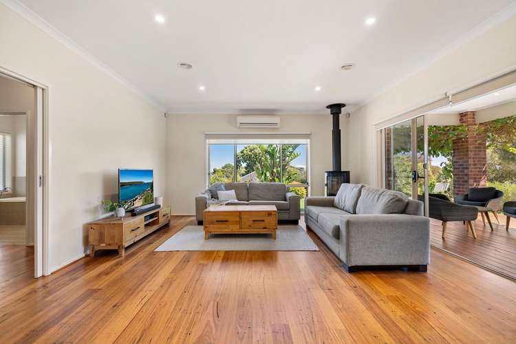 Fourth view of Homely house listing, 2 Sinnott Street, Doreen VIC 3754