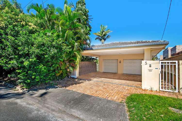 Fifth view of Homely house listing, 5 La Spezia Court, Isle Of Capri QLD 4217