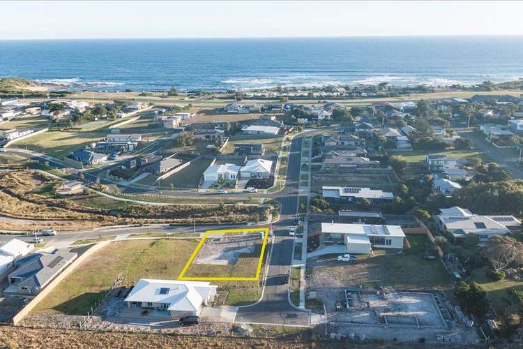 1 Schooner Court, Kilcunda VIC 3995