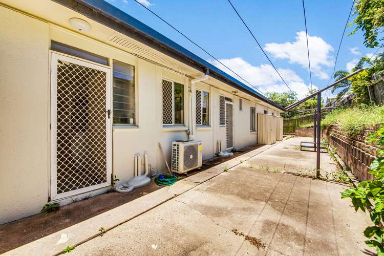 Fifth view of Homely unit listing, 2/24-26 Grayson Street, West Gladstone QLD 4680