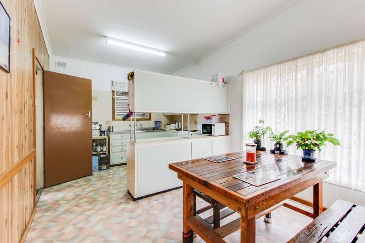 Fourth view of Homely house listing, 5 Coolibah Crescent, Renmark SA 5341