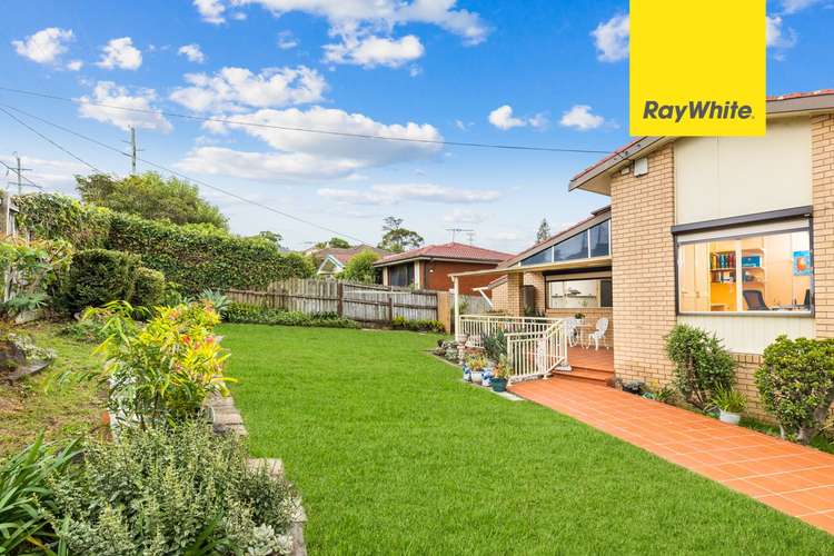 Sixth view of Homely house listing, 2 Wildara Avenue, West Pennant Hills NSW 2125
