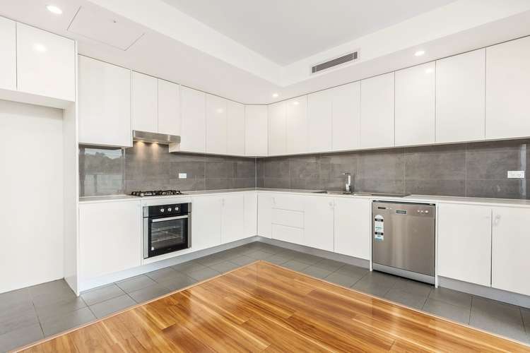 Third view of Homely apartment listing, 5/29-33 Joyce Street, Pendle Hill NSW 2145