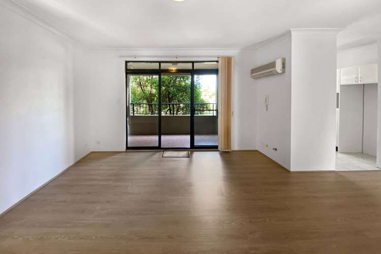 Main view of Homely unit listing, 2/10 Melvin Street, Beverly Hills NSW 2209