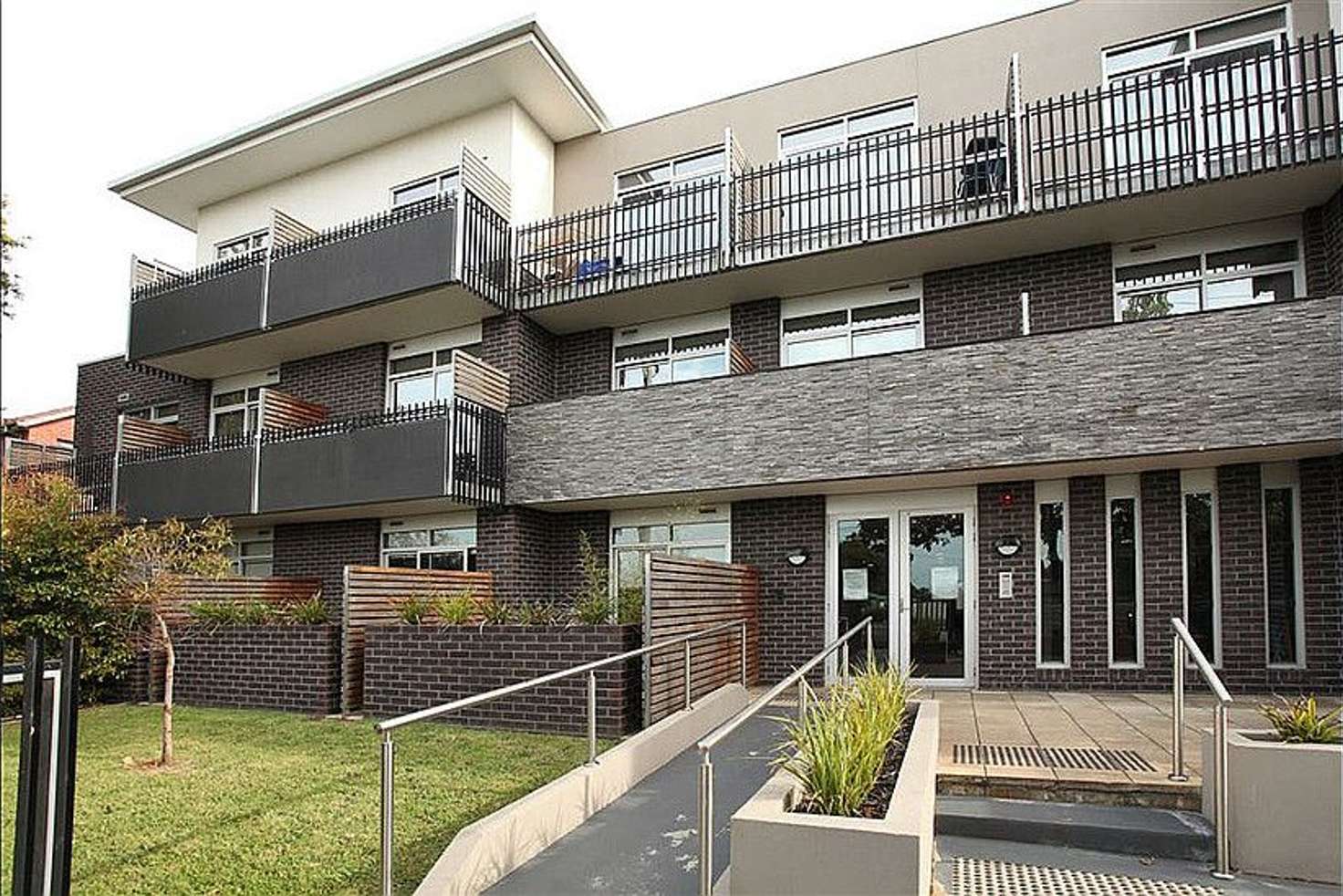 Main view of Homely apartment listing, 19 & 53/388-390 Burwood Highway, Burwood VIC 3125