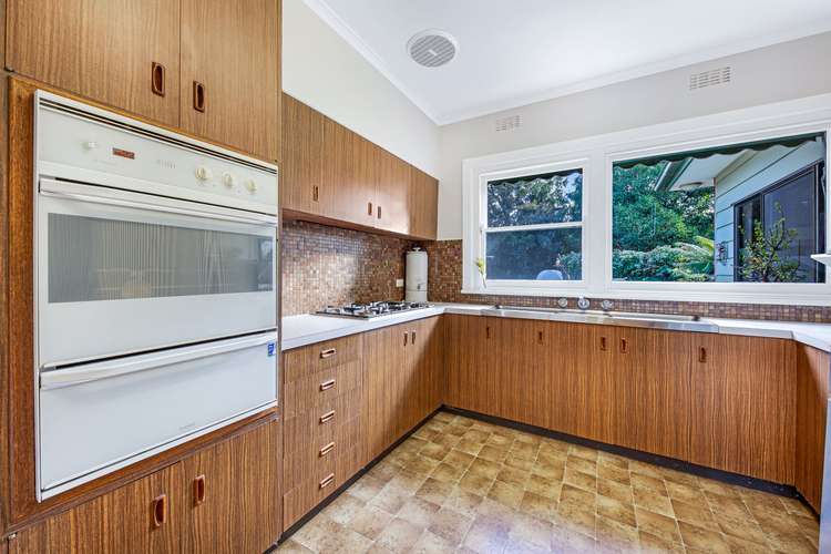 Sixth view of Homely house listing, 9 Lyons Street, Mount Waverley VIC 3149