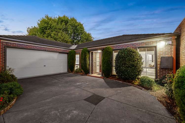 Main view of Homely unit listing, 2/27 Jordan Grove, Glen Waverley VIC 3150