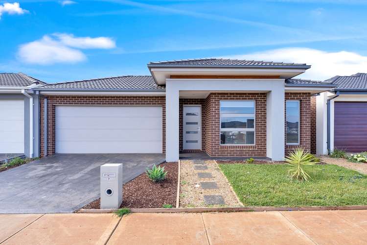 Main view of Homely house listing, 7 Lina Way, Melton South VIC 3338