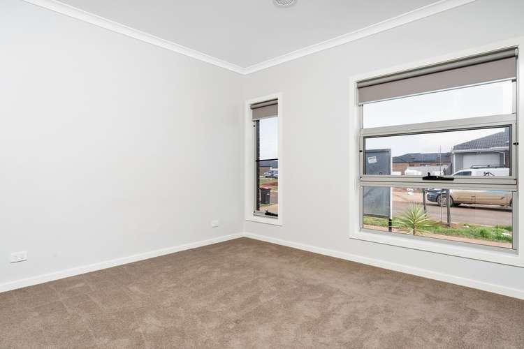 Fifth view of Homely house listing, 7 Lina Way, Melton South VIC 3338