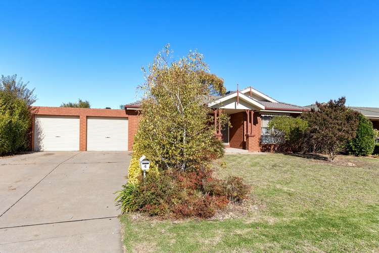 4 Gidgee Place, Glenfield Park NSW 2650