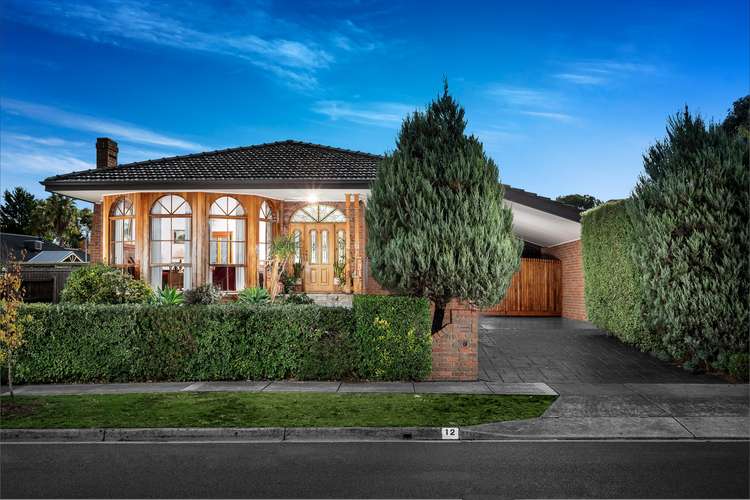 12 Woodside Drive, Rowville VIC 3178