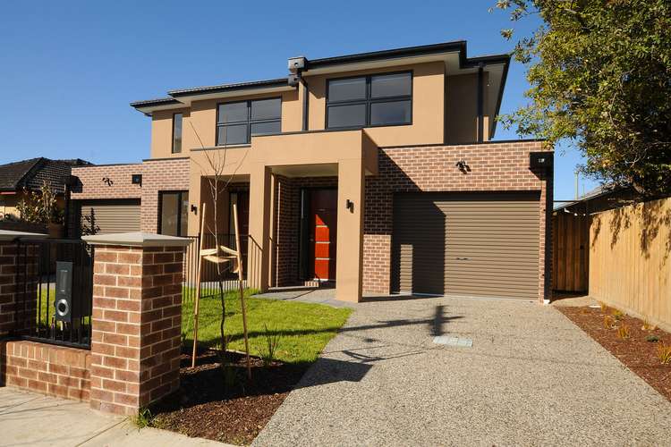 Main view of Homely townhouse listing, 4A Hallow Street, Bentleigh East VIC 3165