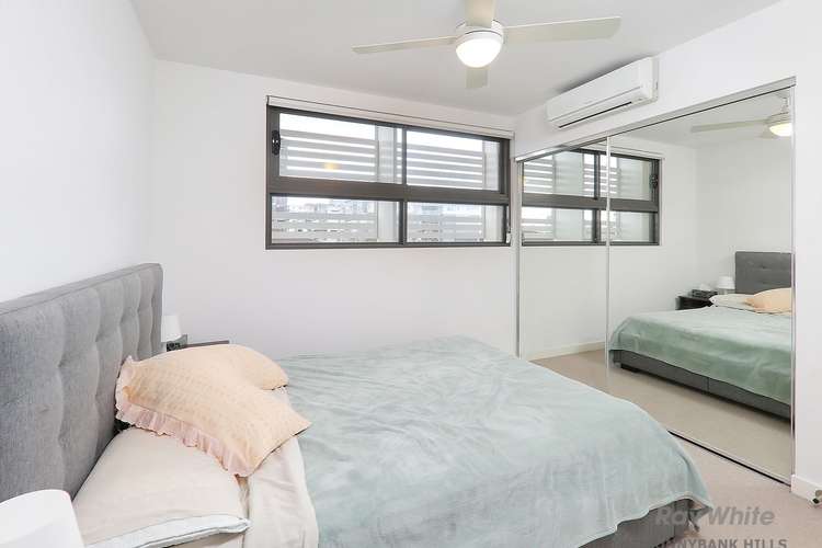 Fifth view of Homely apartment listing, 201/70-74 Carl Street, Woolloongabba QLD 4102