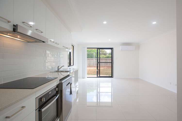 Second view of Homely house listing, 2/14 Cahill Crescent, Collingwood Park QLD 4301