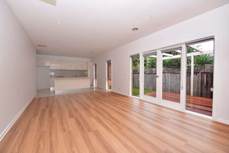 Main view of Homely townhouse listing, 2/24 Laura Street, Aspendale VIC 3195