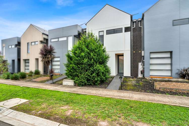 Main view of Homely townhouse listing, 4/24 Healesville Loop, Craigieburn VIC 3064