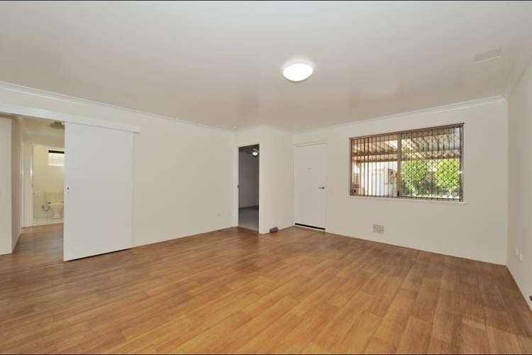 Sixth view of Homely villa listing, Unit 4/30 Victoria Parade, Midvale WA 6056