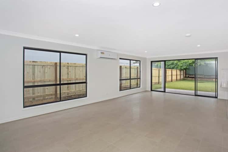 Second view of Homely house listing, 811 Oxley Road, Corinda QLD 4075