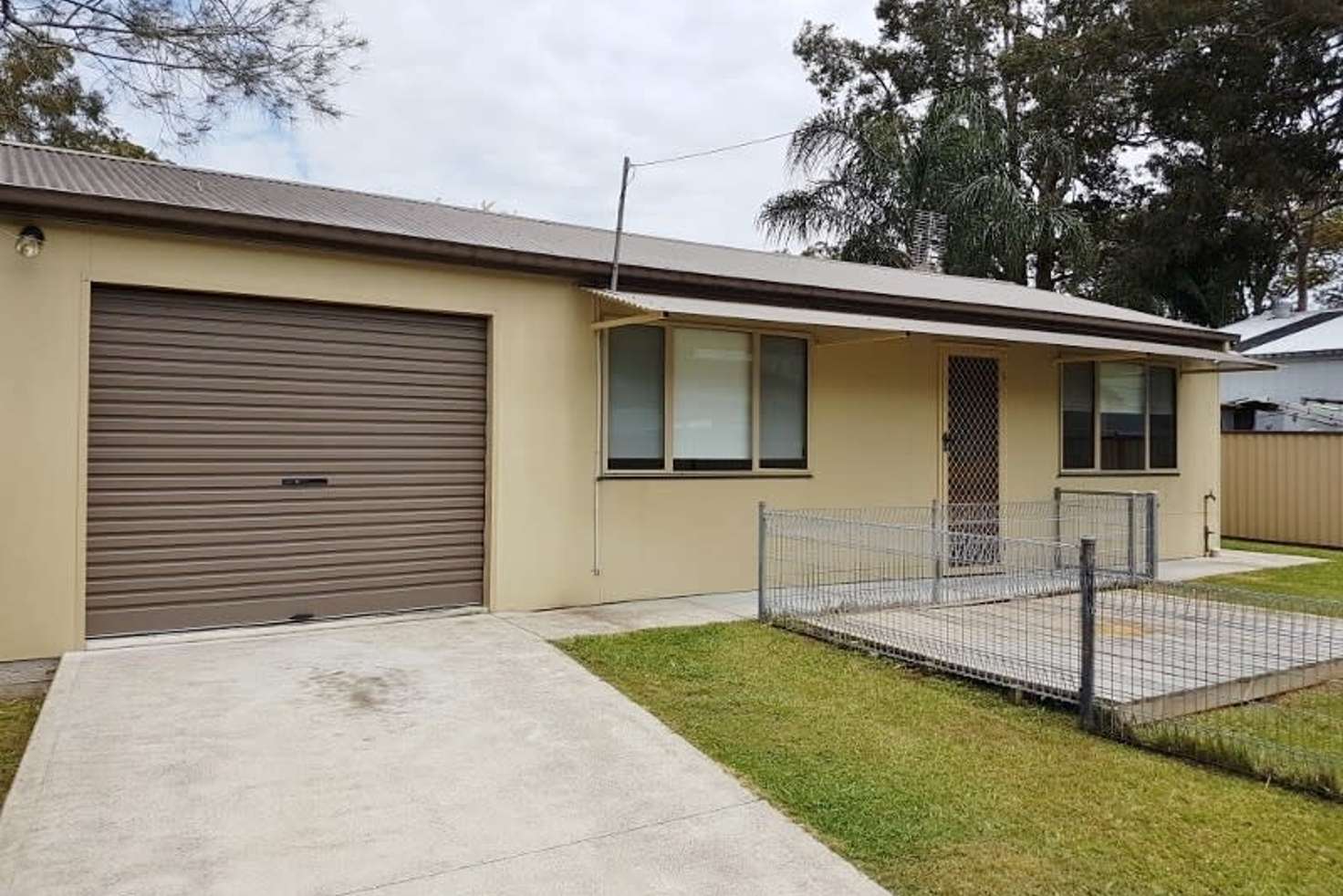 Main view of Homely unit listing, 20a Lowana Avenue, Charmhaven NSW 2263