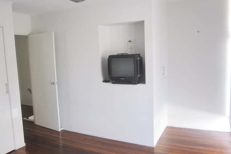 Fifth view of Homely unit listing, 4/162 Surf Parade, Broadbeach QLD 4218