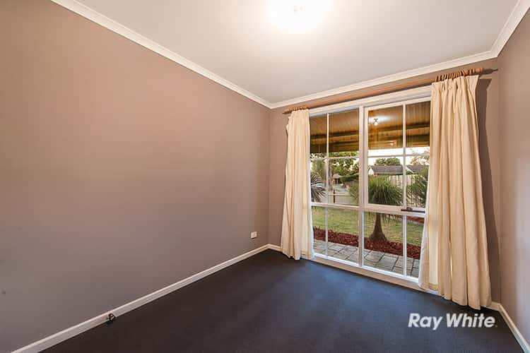 Seventh view of Homely house listing, 5 Vincent Court, Cranbourne North VIC 3977