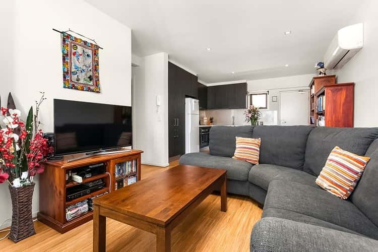 Third view of Homely apartment listing, 8/80 Hopetoun Avenue, Brunswick West VIC 3055