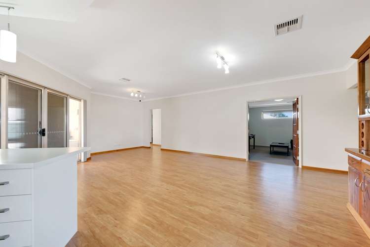 Fifth view of Homely house listing, 8 Hatch Place, Utakarra WA 6530