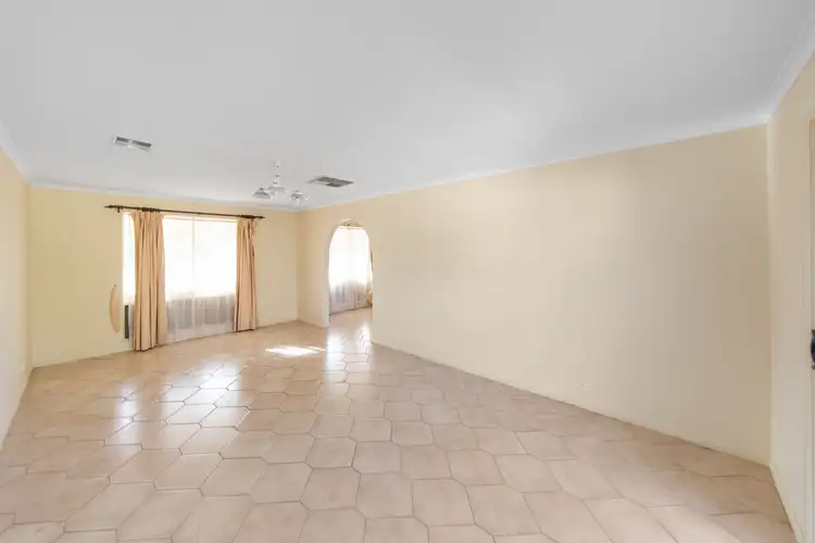 Sixth view of Homely house listing, 4 Indee Crescent, Craigmore SA 5114