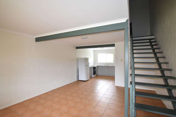 Fifth view of Homely unit listing, 8/218 Auckland Street, Gladstone Central QLD 4680