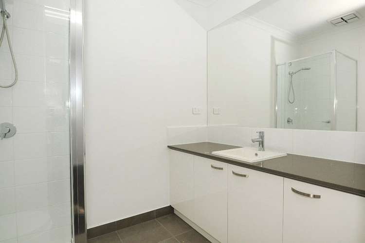 Fourth view of Homely unit listing, 6 Mercury Court, Carrum Downs VIC 3201