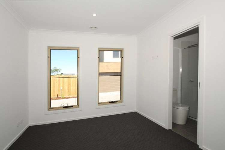 Fifth view of Homely unit listing, 6 Mercury Court, Carrum Downs VIC 3201