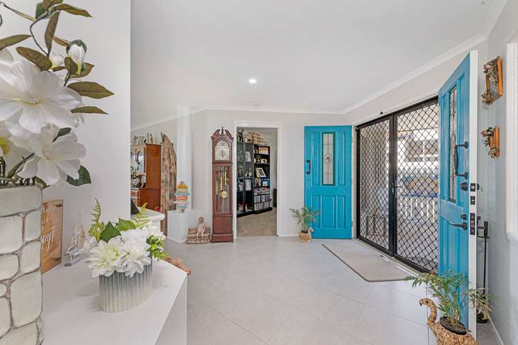 Sixth view of Homely house listing, 4 Chantelle Circuit, Coral Cove QLD 4670