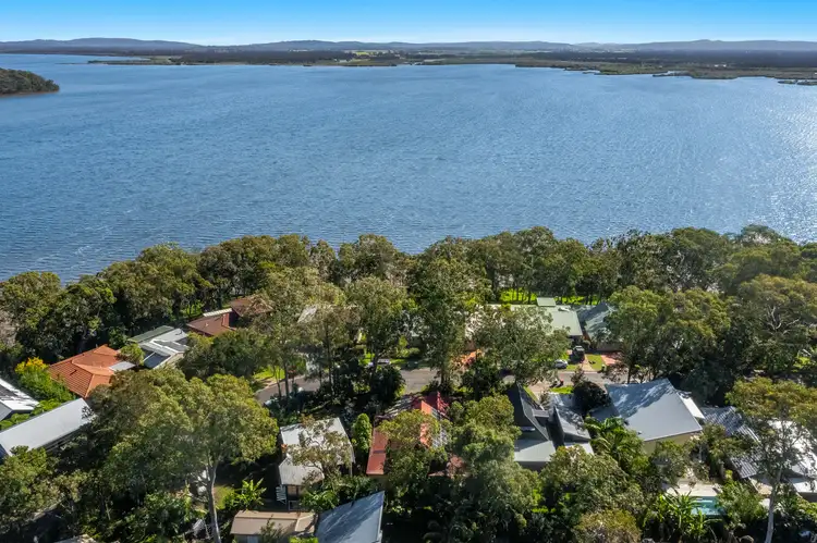 144 Lakes Boulevard
